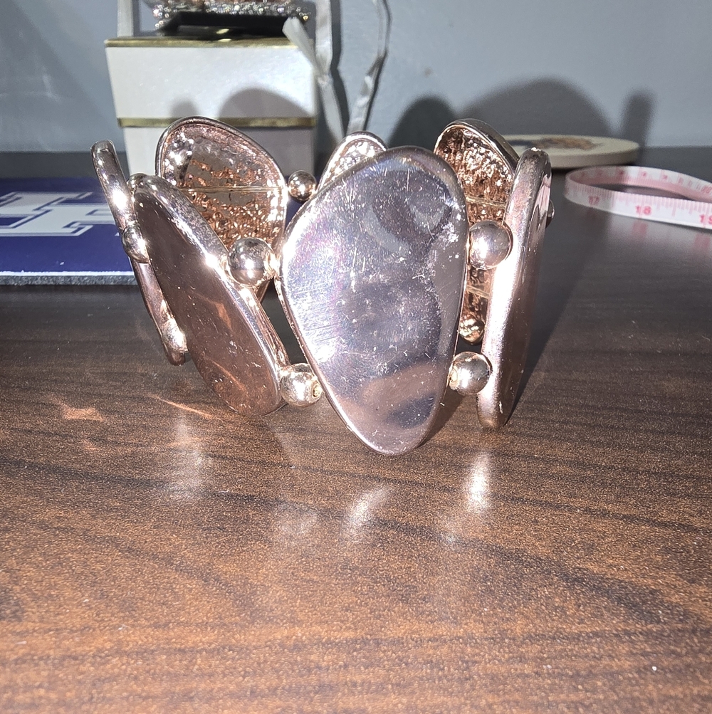 Elegant Rose Gold Bracelet